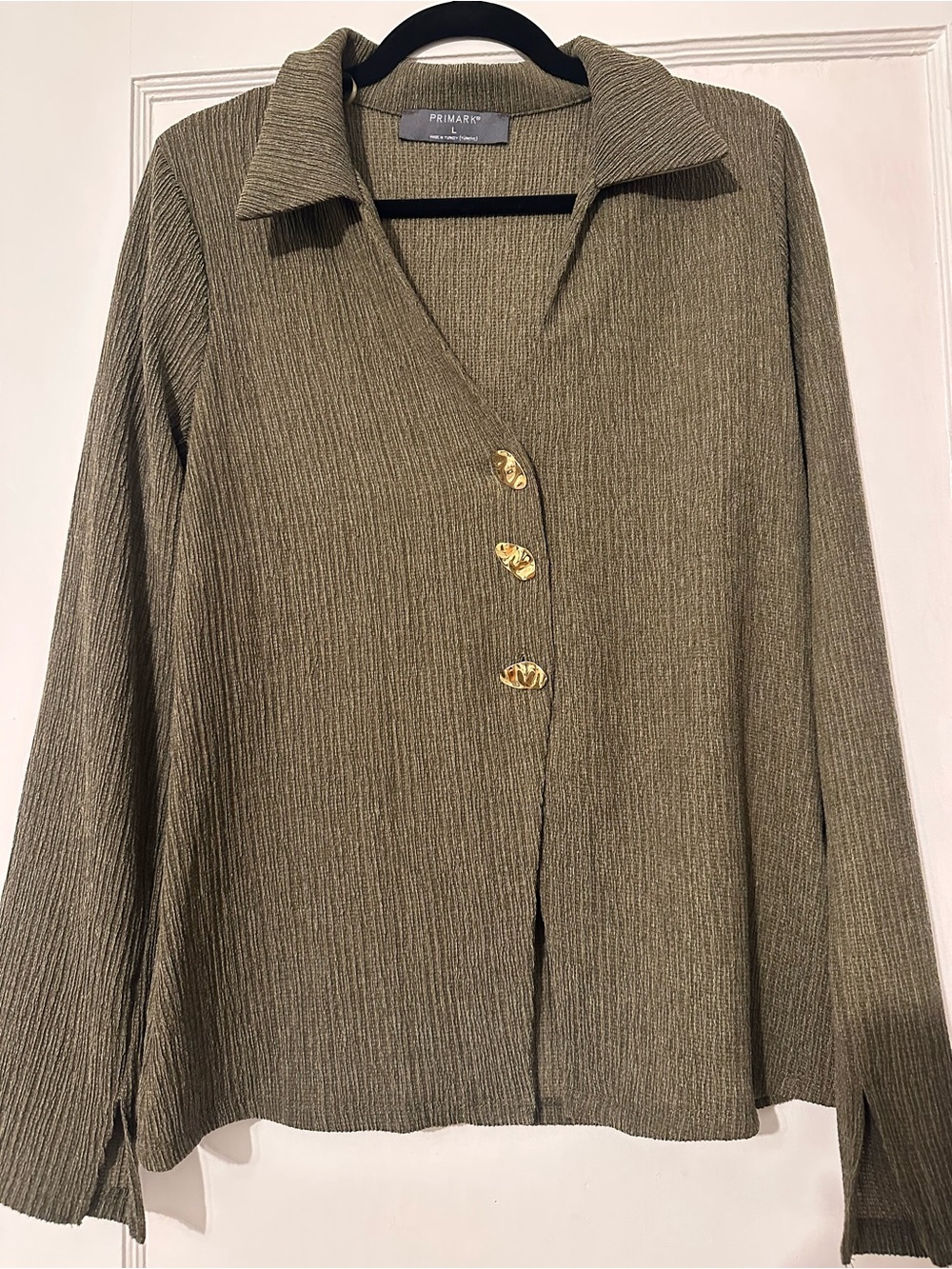 NWOT Primark Olive Crepe Collared Top with Gold Hammered Buttons